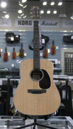 Martin D1 USA製 Martin D-1 Natural 2009 – Chicago Music Exchange